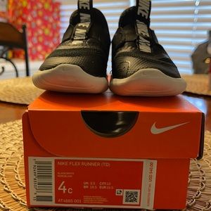 Nike Flex Runner - toddler size 4c